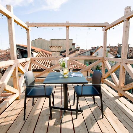 Loversinitaly Romantic Apartments - Altana And Jacuzzi Венеція Екстер'єр фото