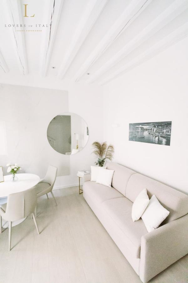 Loversinitaly Romantic Apartments - Altana And Jacuzzi Венеція Екстер'єр фото